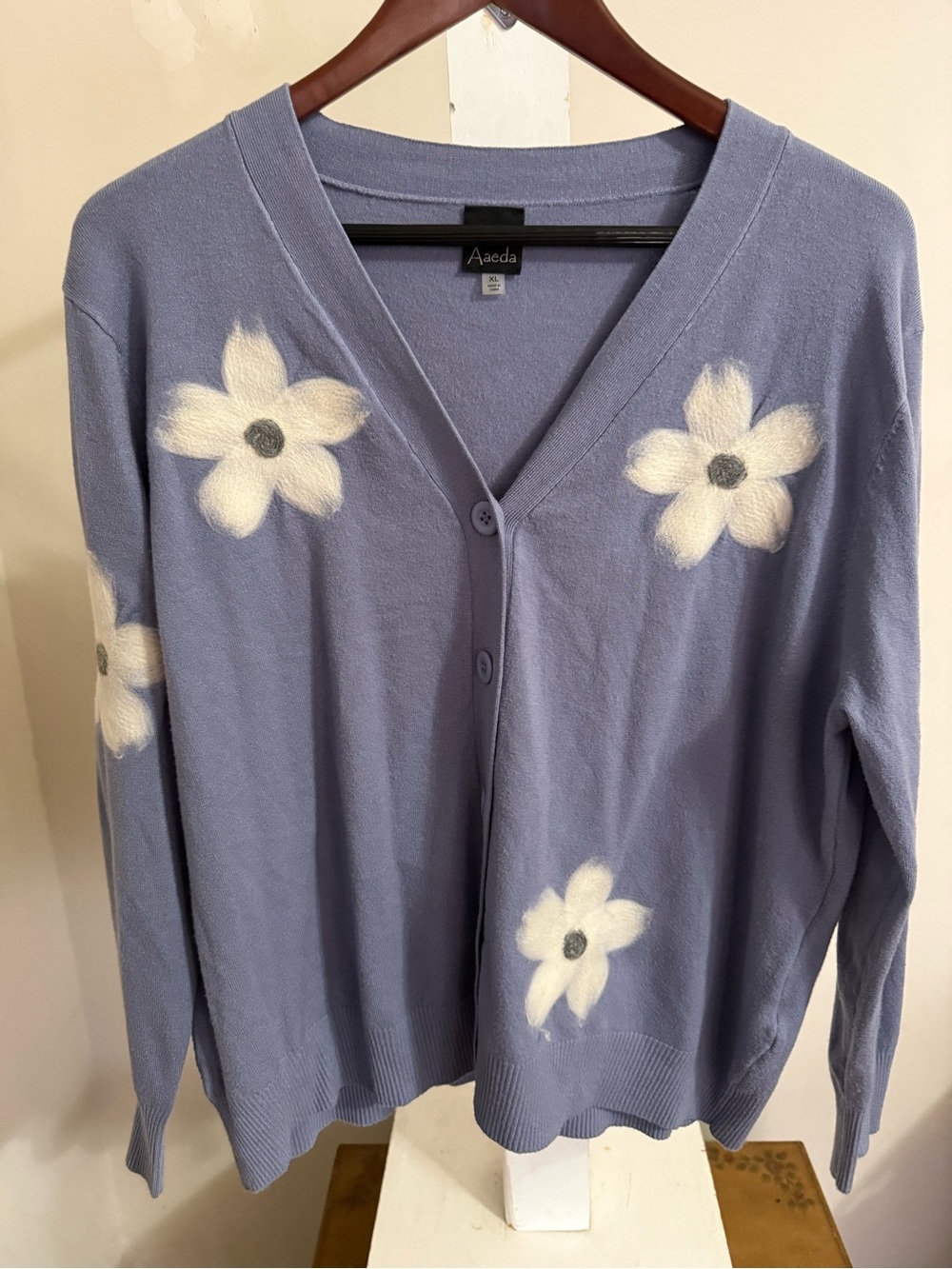 Aaeda Daisy Cardigan